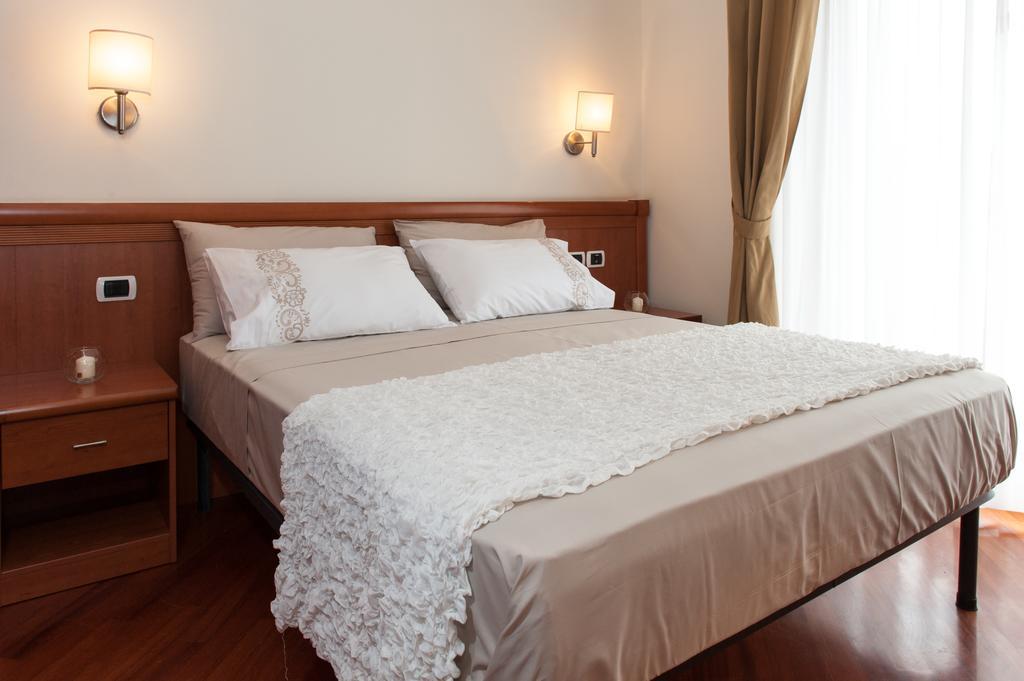 Апартаменты Residenza Il Parco 3 Рим Экстерьер фото